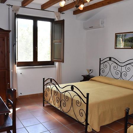 Agriturismo Fontanapietra Tortorici Exterior foto
